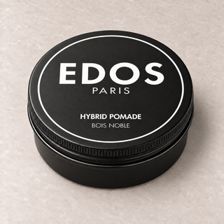 Hybrid Pomade Bois Noble EDOS Paris, pot noir fermé sur fond grège clair.
